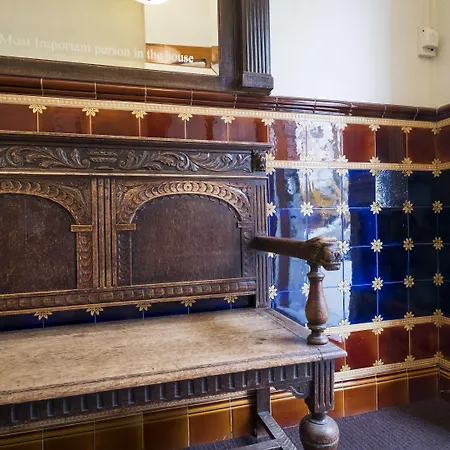 آلدرز فندق 3*