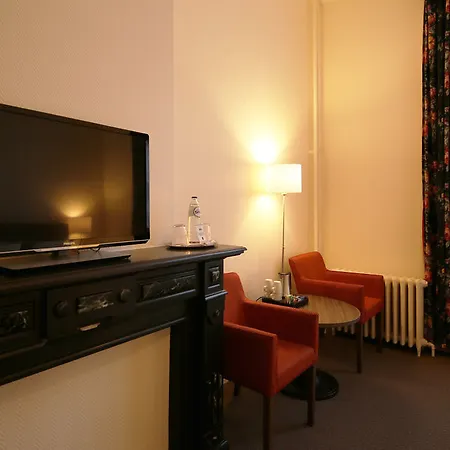 Aalders Hotel 3*